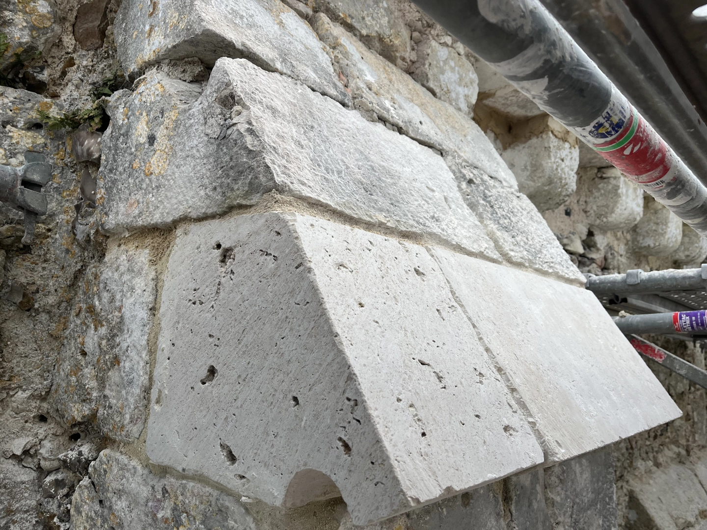 Tête de contrefort Trizay (28)