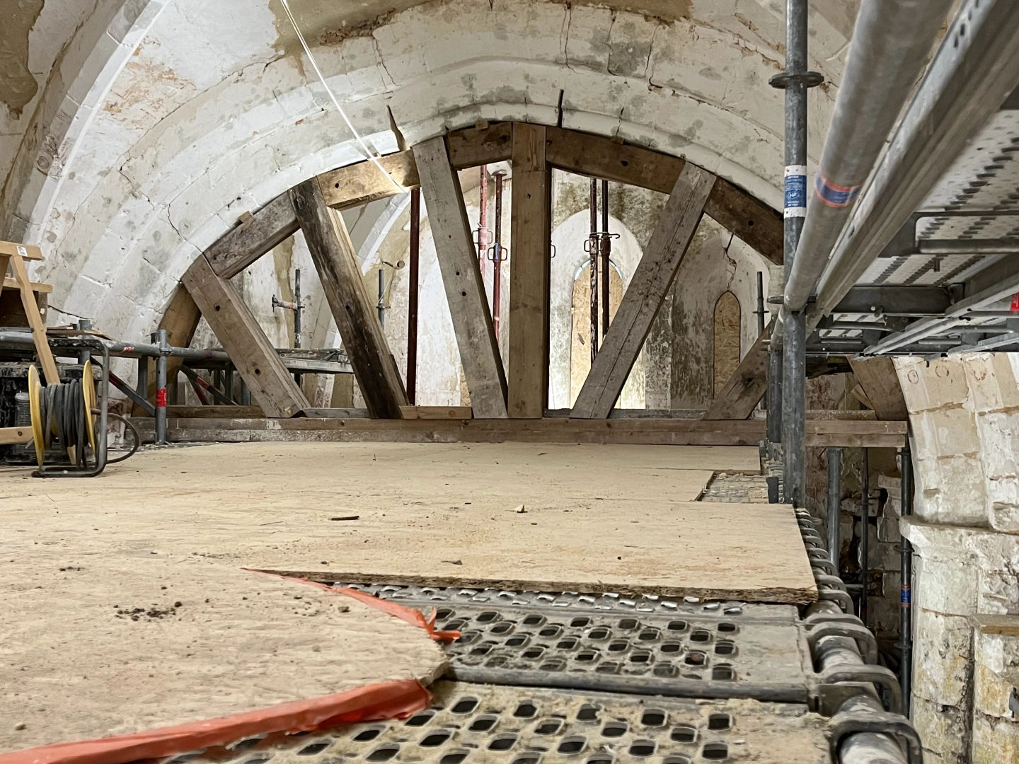 Etaiement arc Vitot (27)